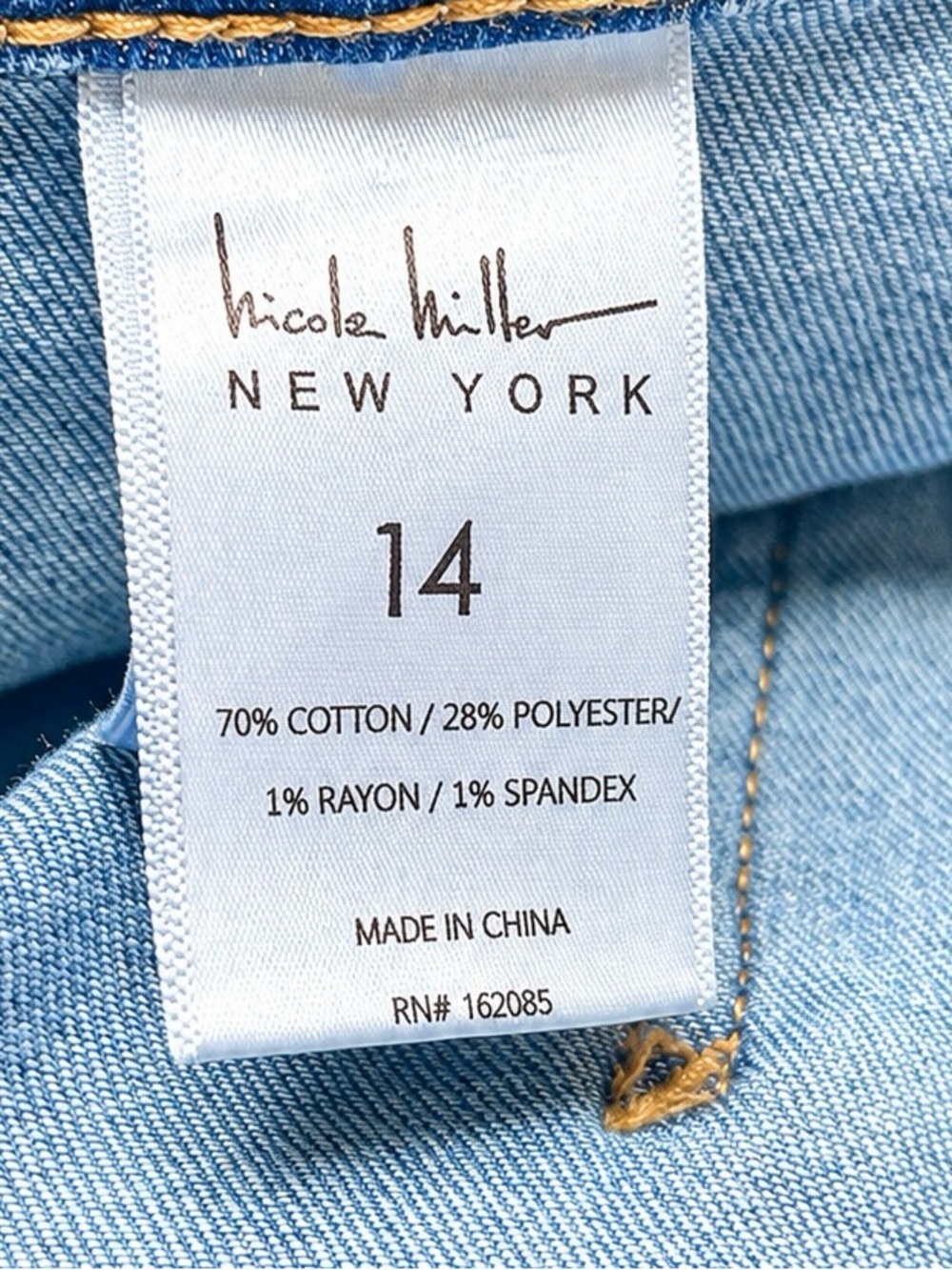 Nicole Miller New York Super High Rise Flare Jeans Size 14 Medium Wash NWT - Picture 6 of 8